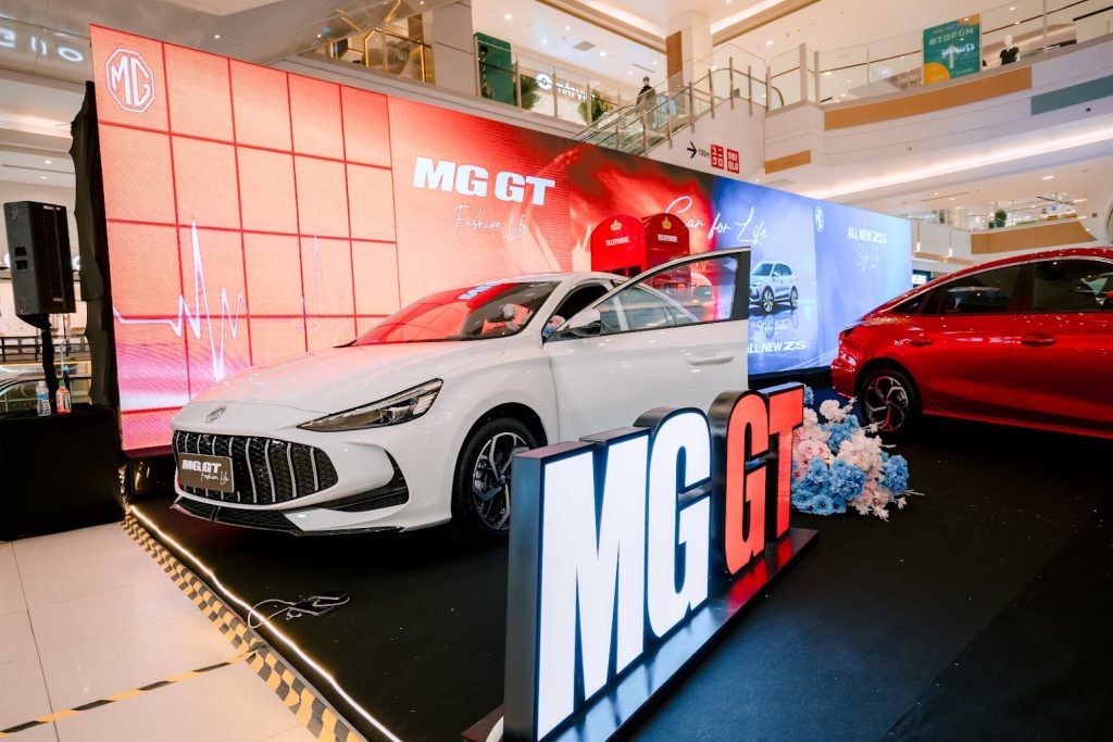 MG GT được ra mắt tại Aeon Mall Canary Bình Dương